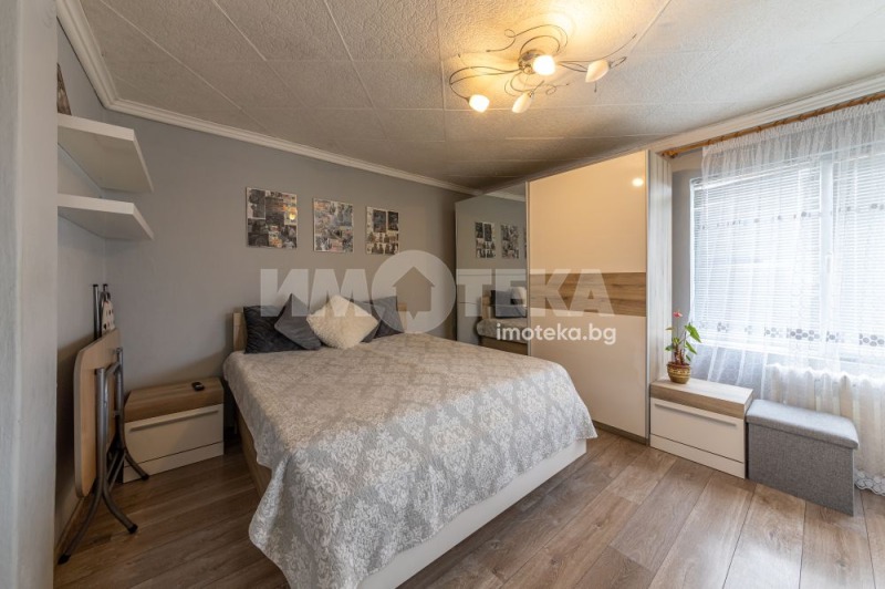 Te koop  Huis regio Varna , Aksakovo , 80 m² | 80060030 - afbeelding [15]