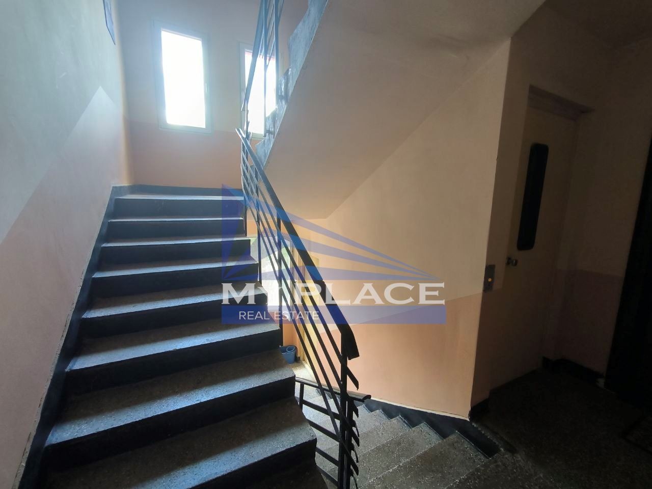 Продава 2-СТАЕН, гр. Шумен, Тракия, снимка 7 - Апартаменти - 55175512