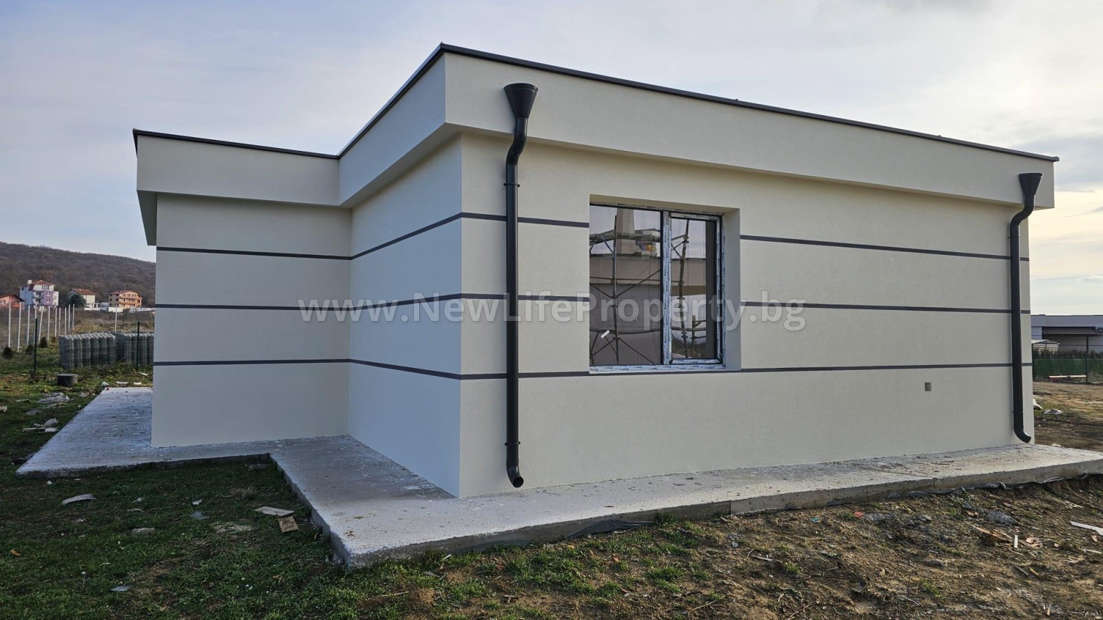 Продава КЪЩА, с. Кошарица, област Бургас, снимка 3 - Къщи - 40363529