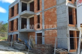 1 bedroom m-t Pchelina, Varna 3