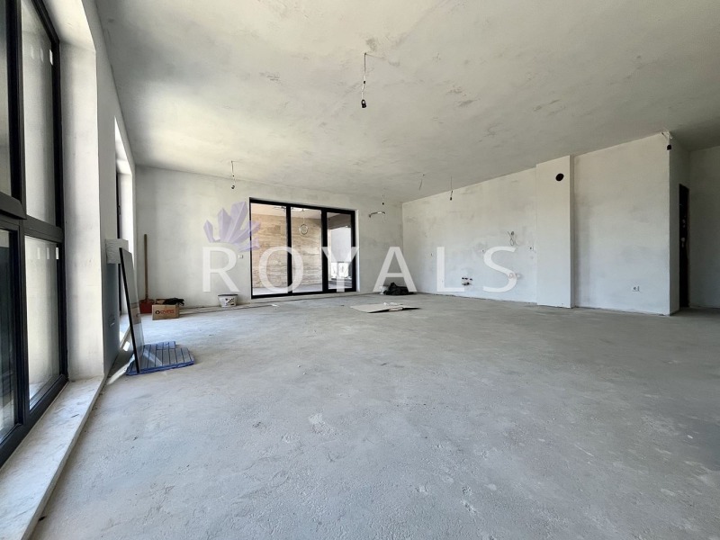 À venda  2 quartos Varna , Briz , 177 m² | 82853876 - imagem [2]