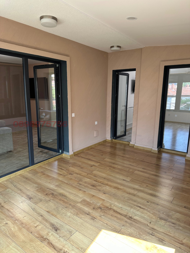 Продава 3-СТАЕН, гр. Сливен, Център, снимка 12 - Апартаменти - 52782404