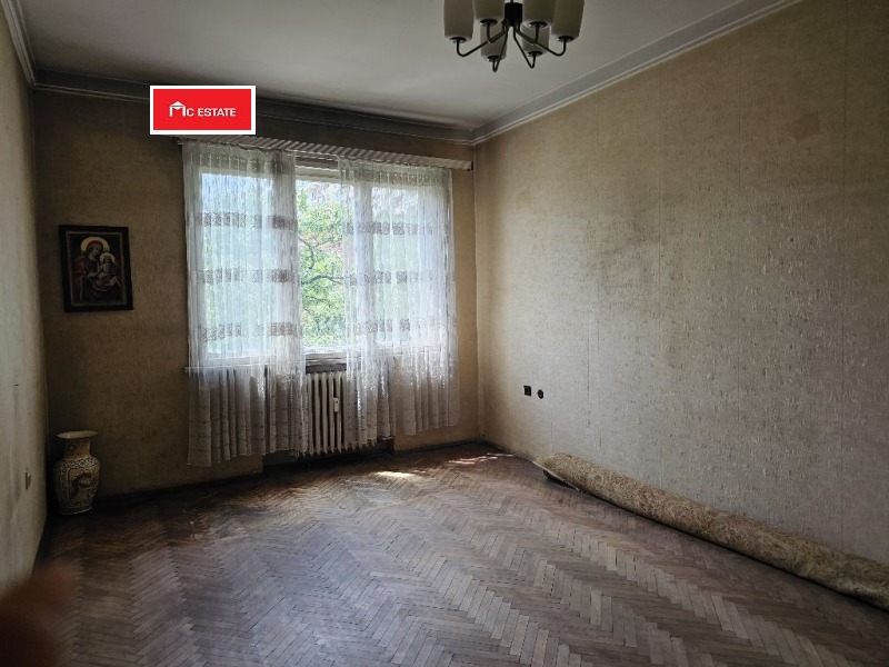De vânzare  2 dormitoare Sofia , Țentâr , 99 mp | 81424622 - imagine [9]