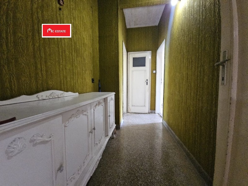 De vânzare  2 dormitoare Sofia , Țentâr , 99 mp | 81424622 - imagine [10]