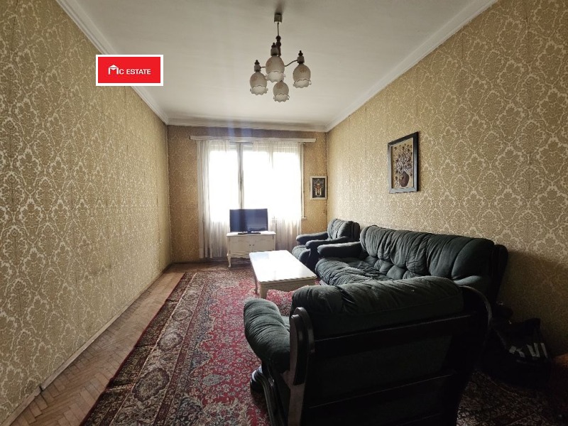 De vânzare  2 dormitoare Sofia , Țentâr , 99 mp | 81424622 - imagine [2]