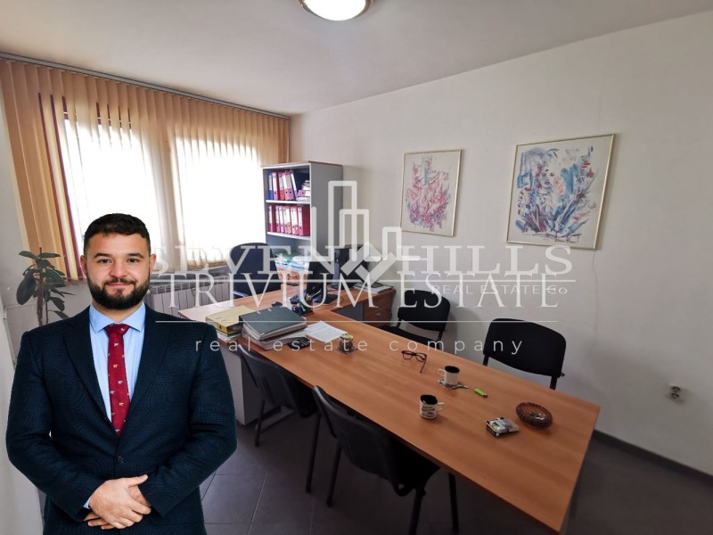 À venda  Escritório Plovdiv , Karchiiaka , 156 m² | 90473998 - imagem [2]