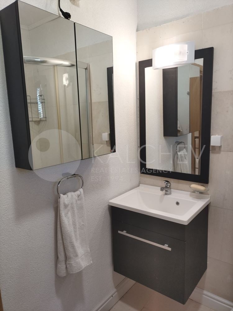 Продава КЪЩА, гр. Балчик, област Добрич, снимка 10 - Къщи - 56113791