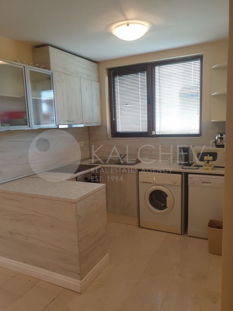 Продава КЪЩА, гр. Балчик, област Добрич, снимка 5 - Къщи - 56113791