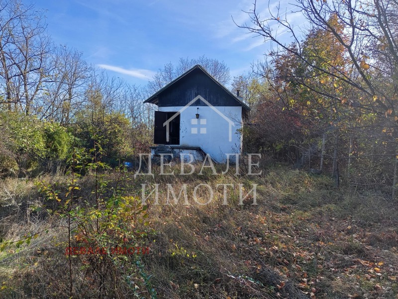 Продава ВИЛА, с. Николово, област Русе