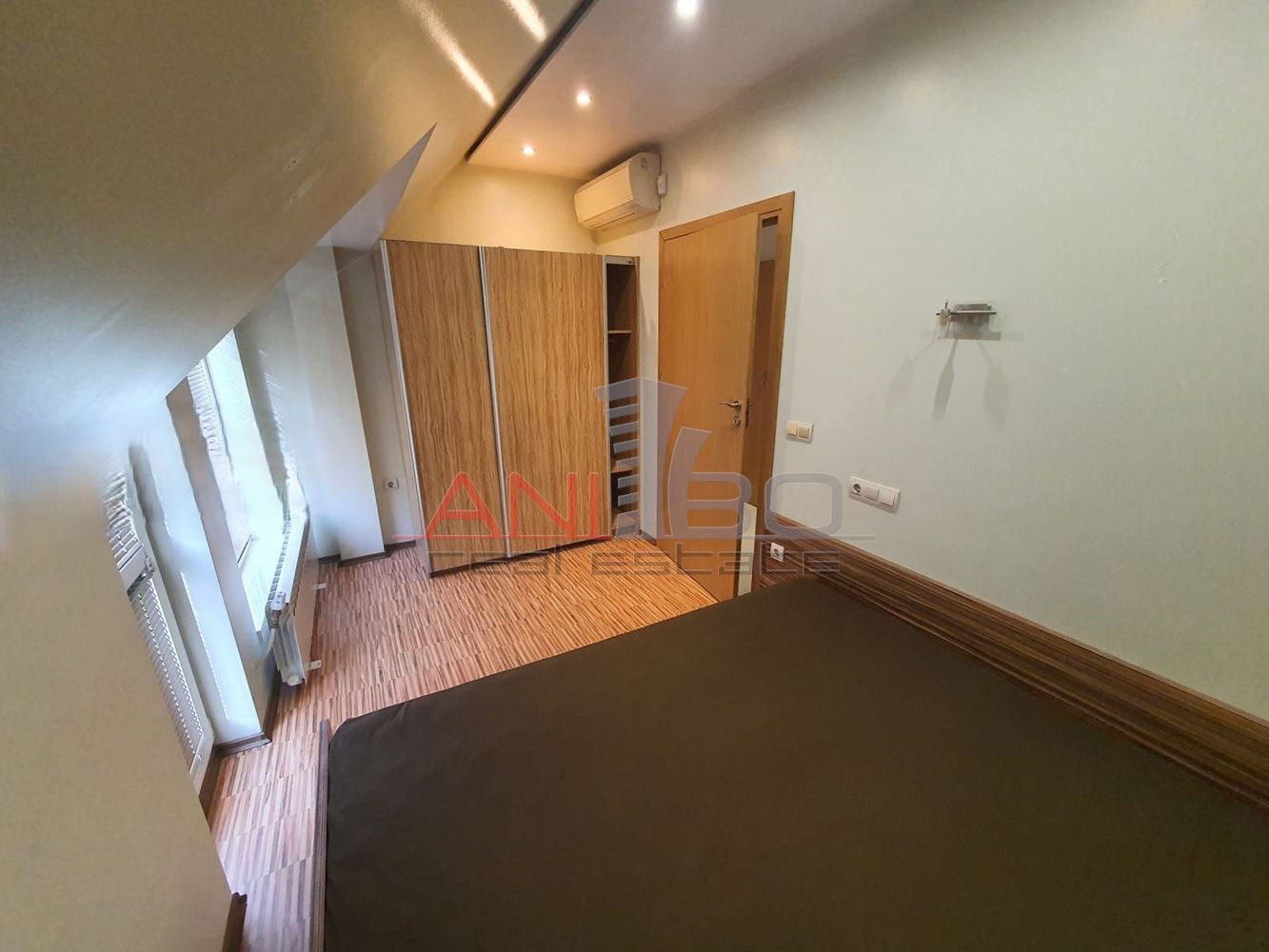 Продава 3-СТАЕН, гр. Варна, Колхозен пазар, снимка 8 - Апартаменти - 55090401
