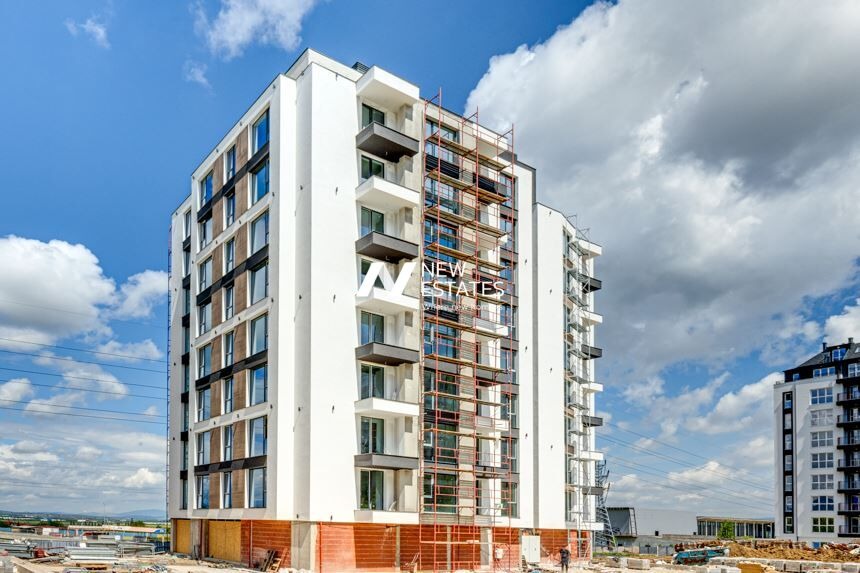 Продава 3-СТАЕН, гр. София, Люлин 5, снимка 15 - Апартаменти - 55380124