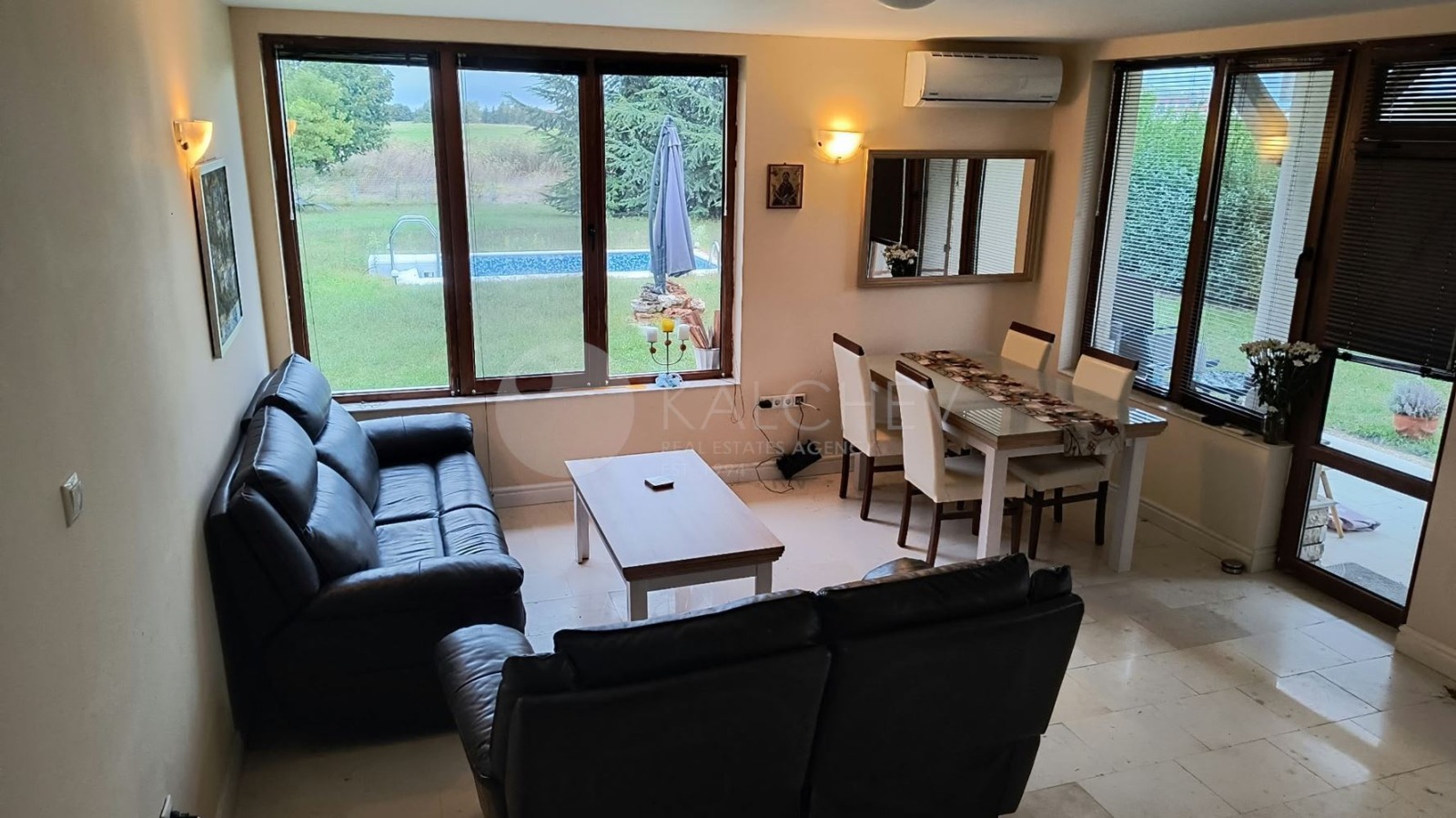 Продава КЪЩА, гр. Балчик, област Добрич, снимка 4 - Къщи - 56113791