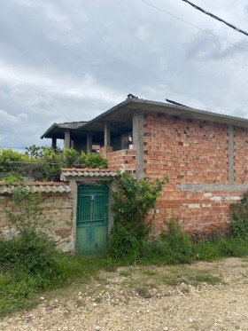 Casa Pesnopoi, regiunea Plovdiv 1