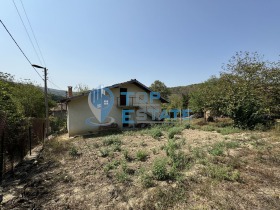 House Gabrovtsi, region Veliko Tarnovo 11