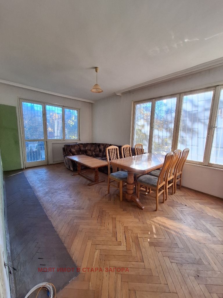 Продается  3 спальни Стара Загора , Център , 83 кв.м | 40491789 - изображение [2]