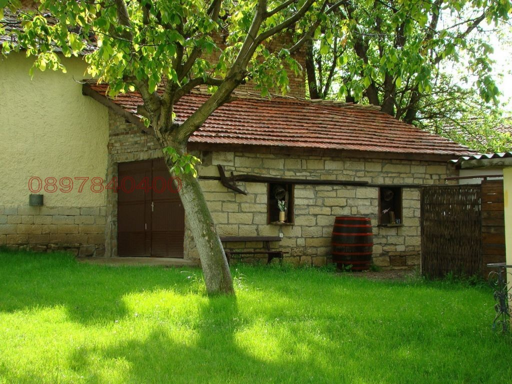 Продава КЪЩА, с. Ломци, област Търговище, снимка 4 - Къщи - 54734936