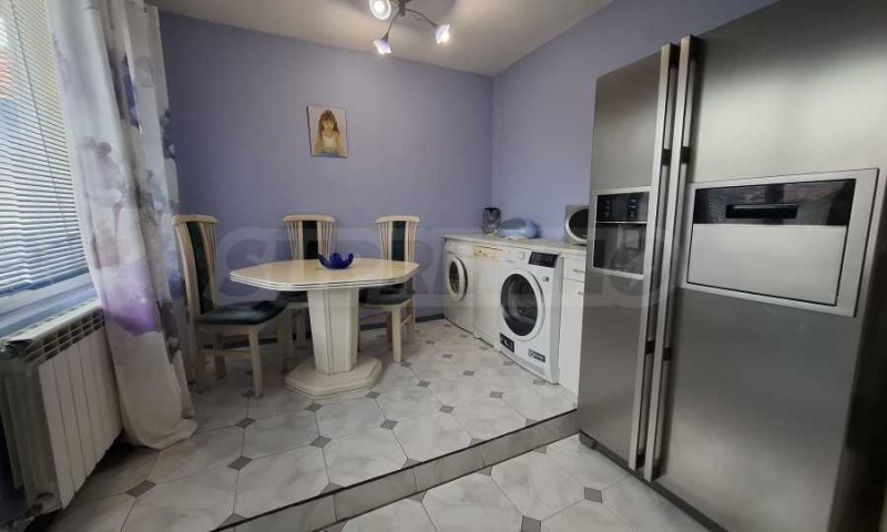 Продава КЪЩА, гр. Дупница, област Кюстендил, снимка 4 - Къщи - 52415774