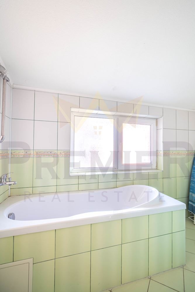 Продава КЪЩА, с. Рогачево, област Добрич, снимка 15 - Къщи - 54223916