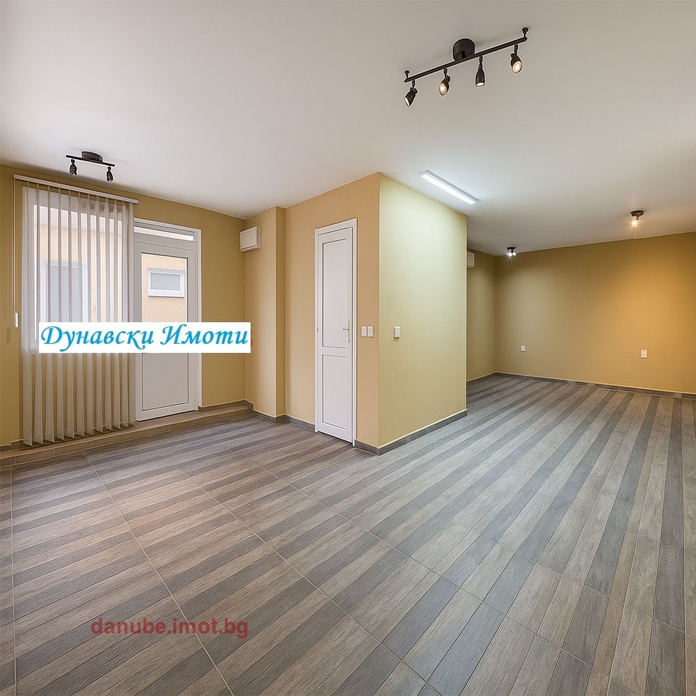 Продава ОФИС, гр. Русе, Ялта, снимка 2 - Офиси - 54053917