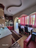 Продава  4-стаен град Варна , Автогара , 110 кв.м | 20713364