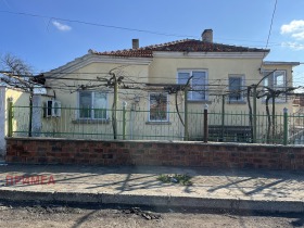 На продаж Будинок