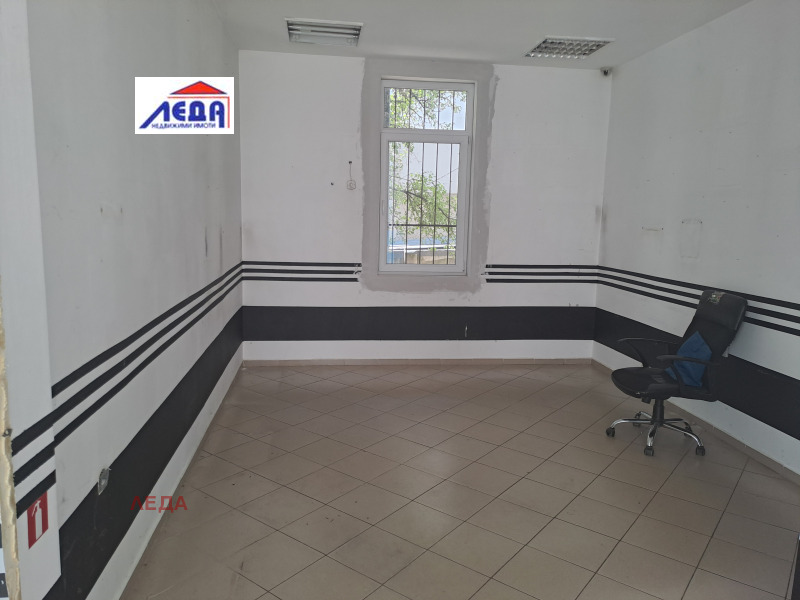 À venda  2 quartos Pleven , Idealen centar , 120 m² | 40173735 - imagem [3]