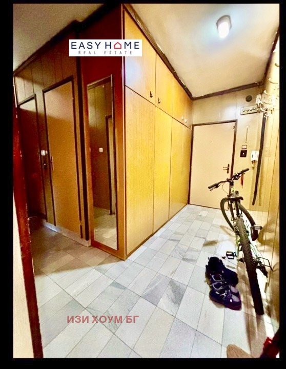 Продава 3-СТАЕН, гр. София, Люлин 8, снимка 10 - Апартаменти - 54053041