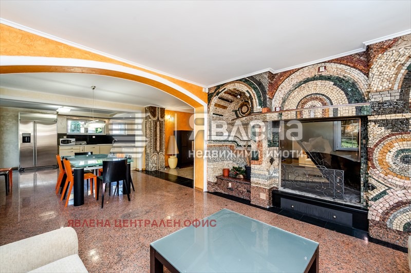 Продава КЪЩА, гр. София, в.з.Киноцентъра, снимка 5 - Къщи - 56135222