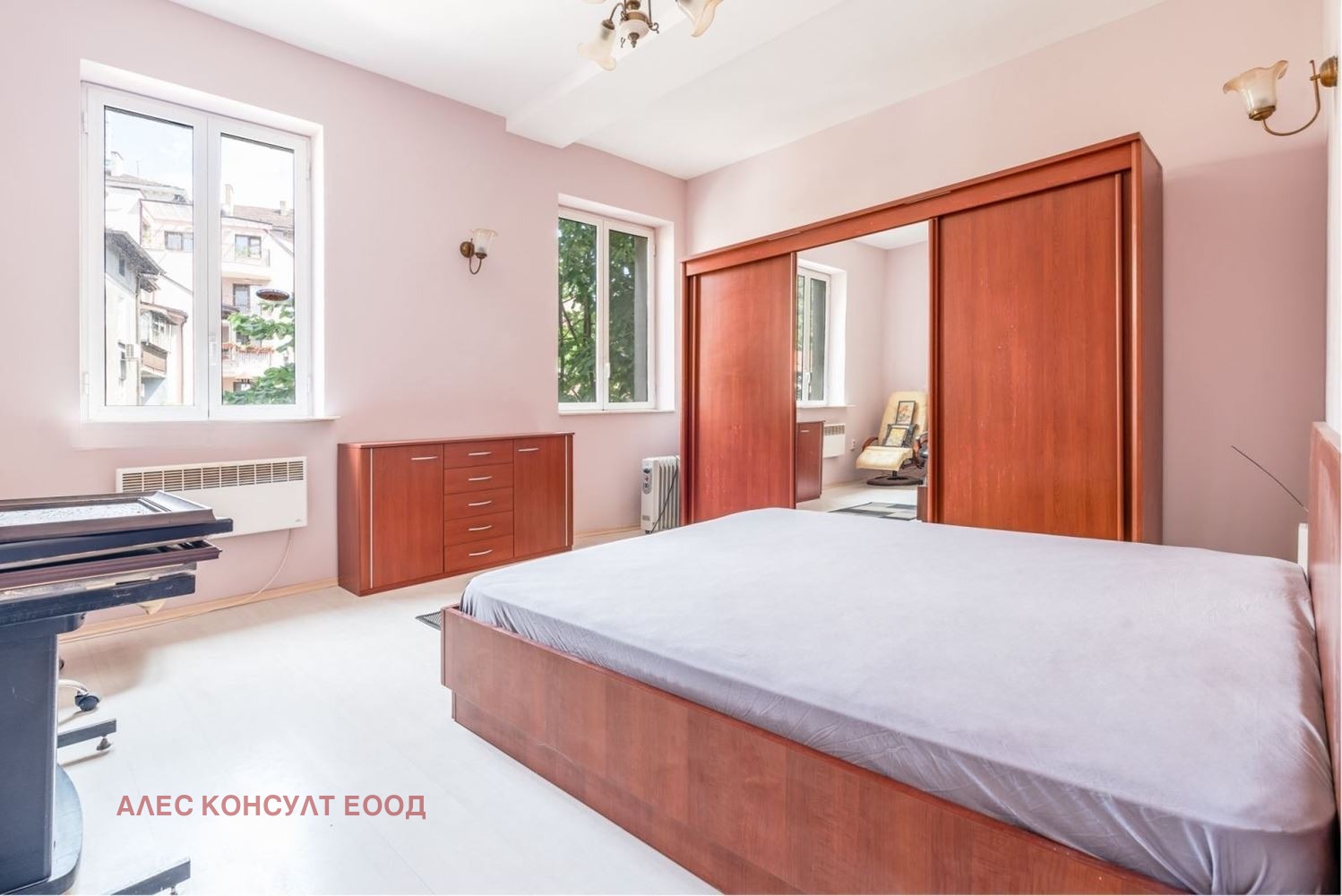 Продава 3-СТАЕН, гр. София, Център, снимка 6 - Апартаменти - 55099015