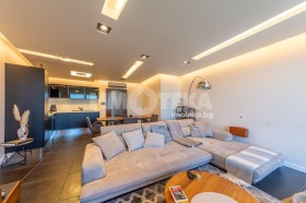 2 slaapkamers Gratska machala, Varna
