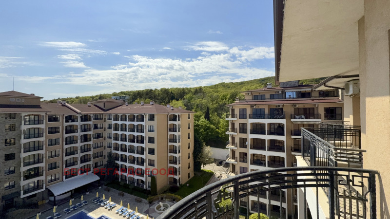 En venta  1 dormitorio Varna , k.k. Zlatni pyasatsi , 76 metros cuadrados | 66709405 - imagen [2]