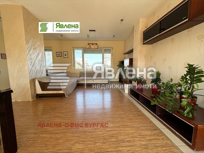 Продава МНОГОСТАЕН, гр. Бургас, Лазур, снимка 3 - Aпартаменти - 46960753