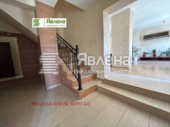 Продава МНОГОСТАЕН, гр. Бургас, Лазур, снимка 6 - Aпартаменти - 46960753