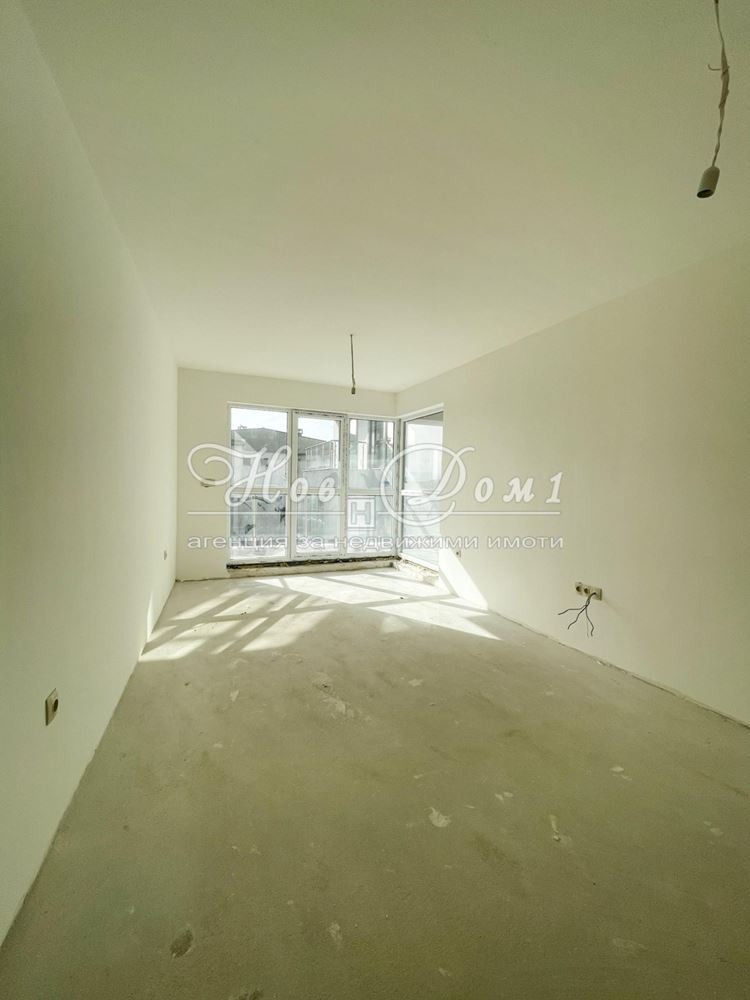 Продава  3-стаен, град Пловдив, Прослав •  119 900 EUR • ID 54518272 — holmes.bg - [1] 