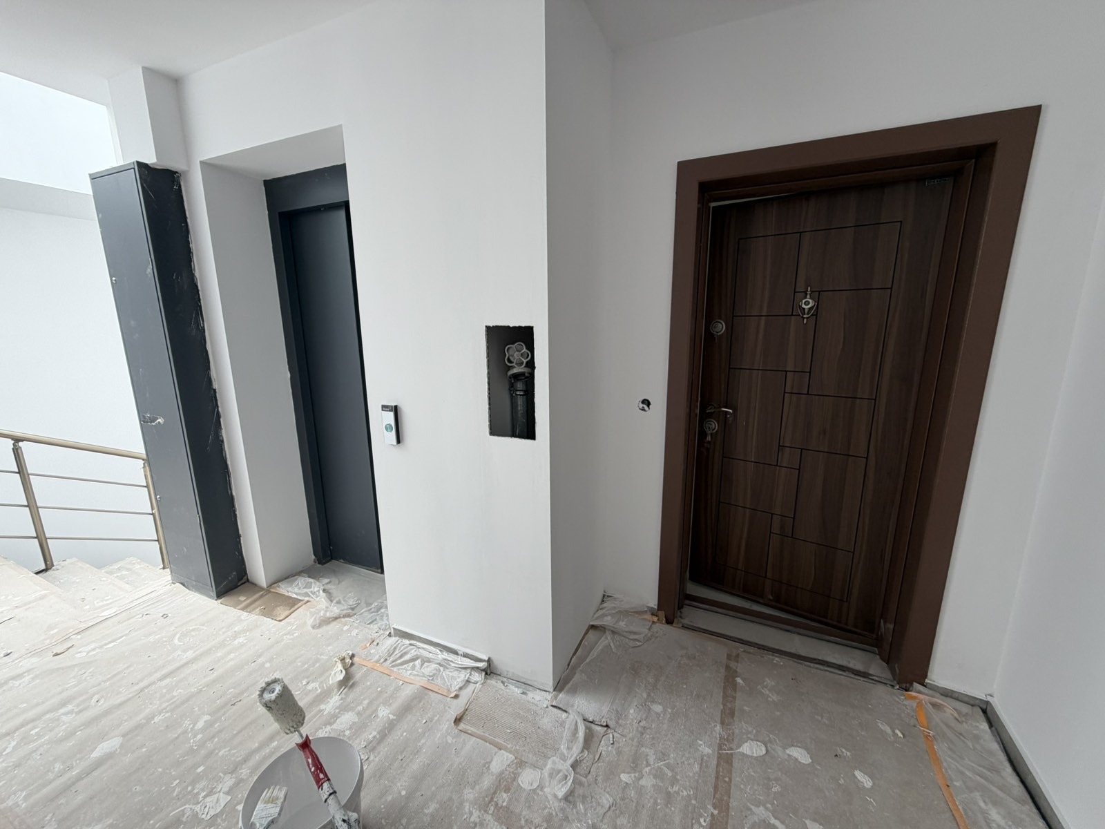 Продава 3-СТАЕН, гр. Благоевград, Еленово 1, снимка 11 - Апартаменти - 55136323