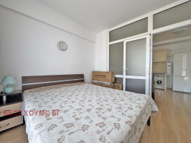 1 Schlafzimmer k.k. Slantschew brjag, region Burgas 9