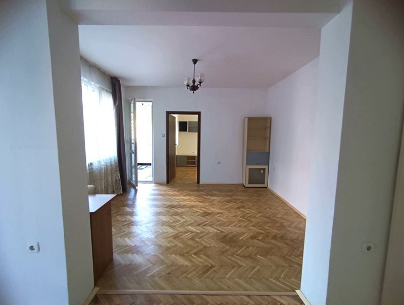Til salgs  1 soverom Sofia , Geo Milev , 67 kvm | 96090401 - bilde [3]