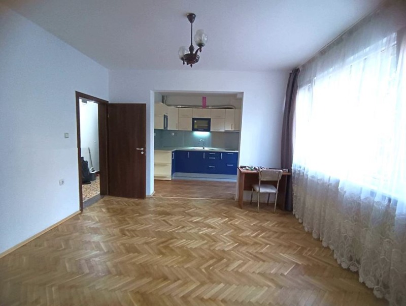 Til salgs  1 soverom Sofia , Geo Milev , 67 kvm | 96090401 - bilde [2]
