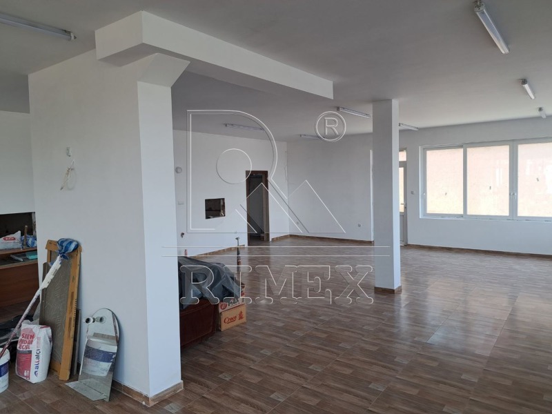 De vânzare  Hotel regiunea Plovdiv , Branipole , 600 mp | 18533246