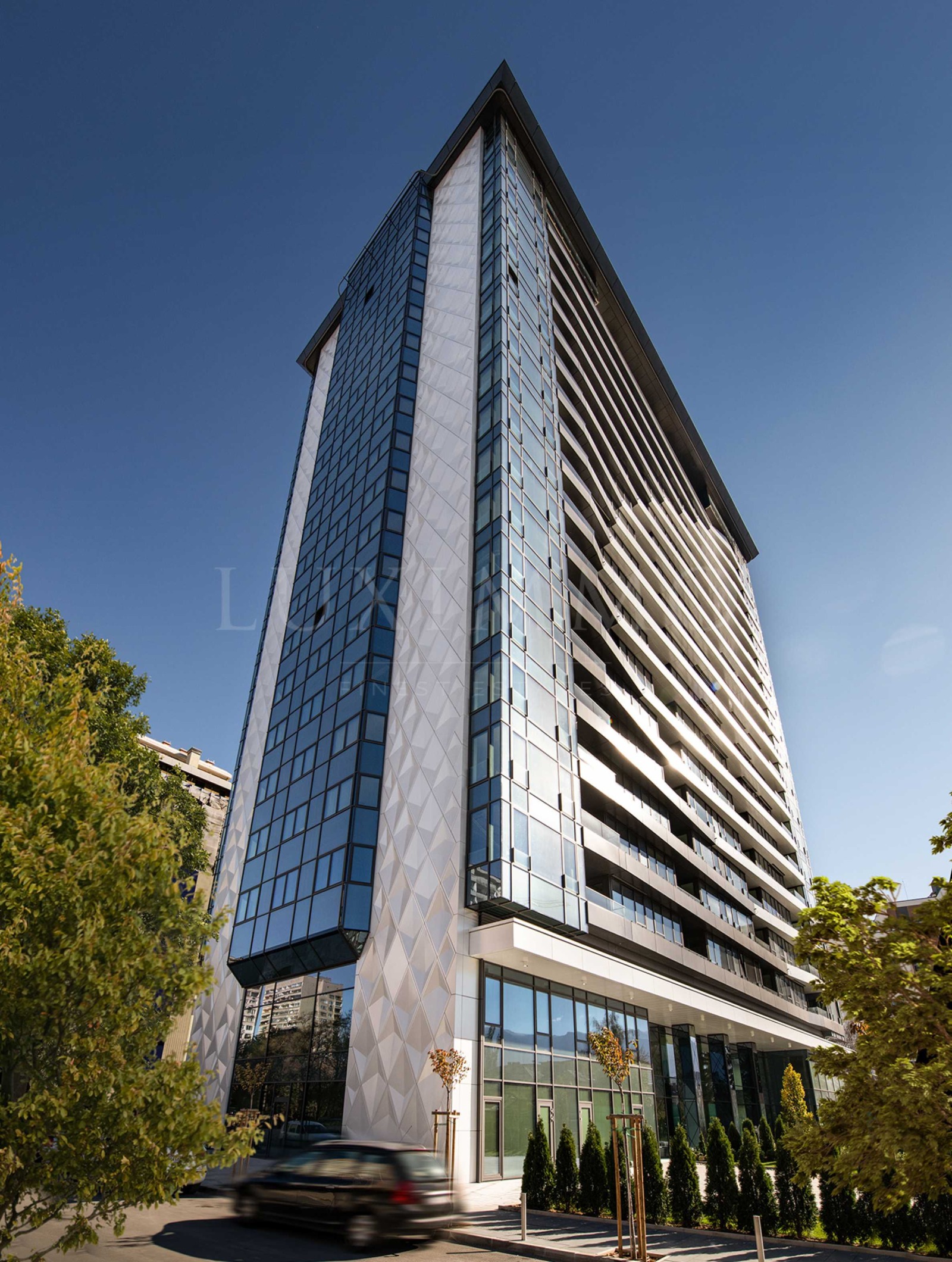 Продава ОФИС, гр. София, Изгрев, снимка 16 - Офиси - 53539055