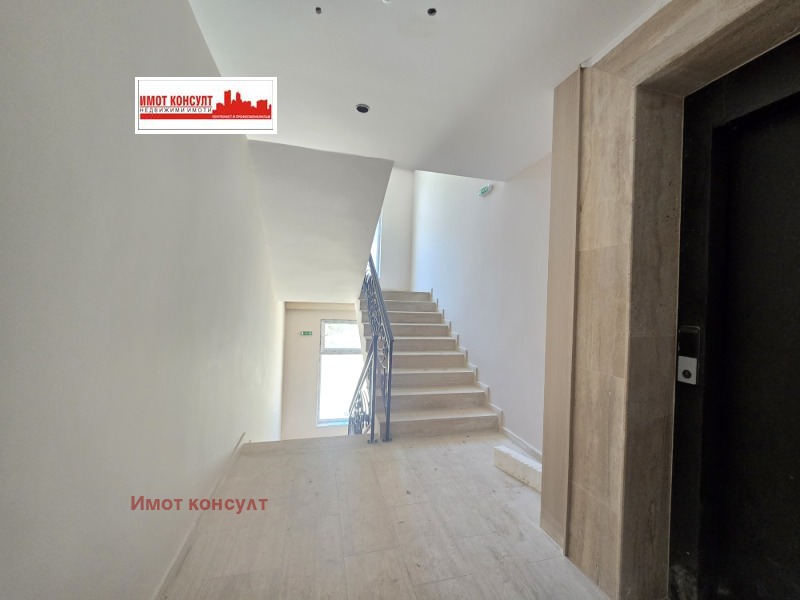 Til salg  1 soveværelse Plovdiv , Karshiyaka , 66 kvm | 43168028 - billede [2]