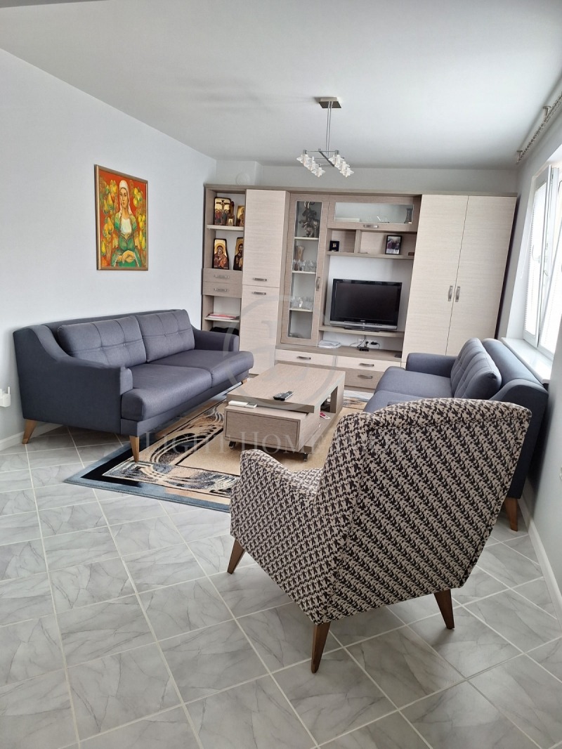 For Sale  3 bedroom Plovdiv , Karshiyaka , 130 sq.m | 93205896 - image [2]