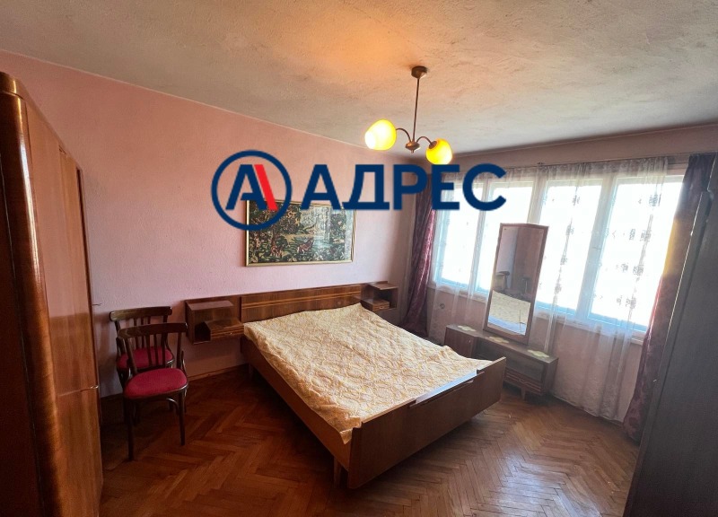 À venda  3 quartos região Gabrovo , Sevlievo , 92 m² | 93339105