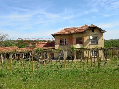 Продава КЪЩА, с. Владиня, област Ловеч, снимка 11 - Къщи - 52783898