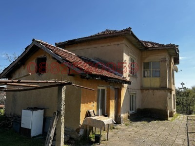 Продава КЪЩА, с. Владиня, област Ловеч, снимка 6 - Къщи - 52783898