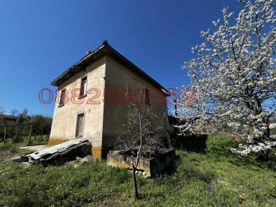 Продава КЪЩА, с. Владиня, област Ловеч, снимка 2 - Къщи - 52783898