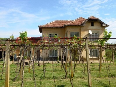 Продава КЪЩА, с. Владиня, област Ловеч