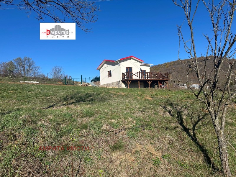 Продава КЪЩА, с. Малък извор, област Ловеч, снимка 3 - Къщи - 52574584