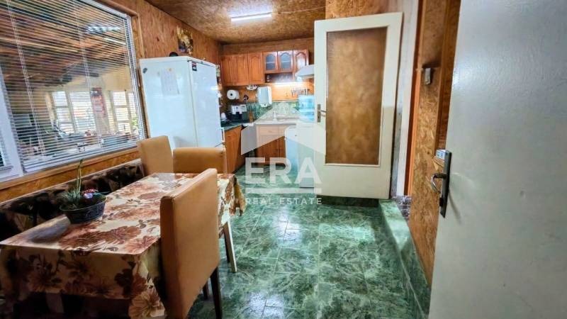 Продава КЪЩА, гр. Търговище, Вилна зона, снимка 5 - Къщи - 53974088