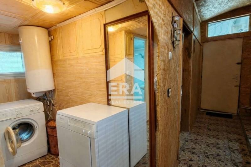 Продава КЪЩА, гр. Търговище, Вилна зона, снимка 12 - Къщи - 53974088